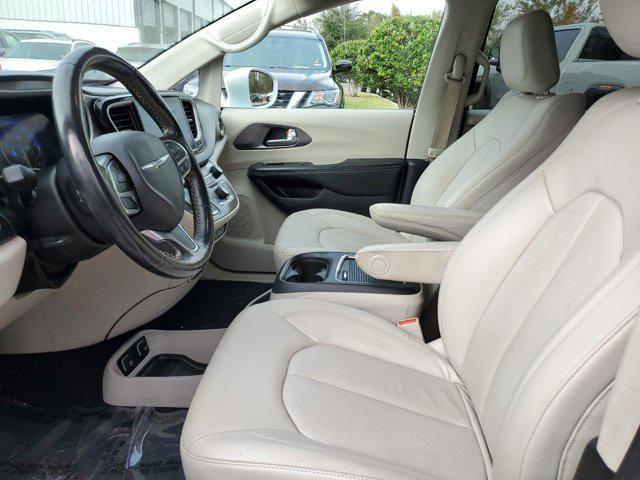 used 2021 Chrysler Pacifica car, priced at $18,931