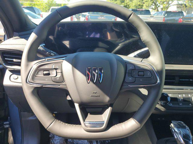 new 2025 Buick Envista car, priced at $26,212