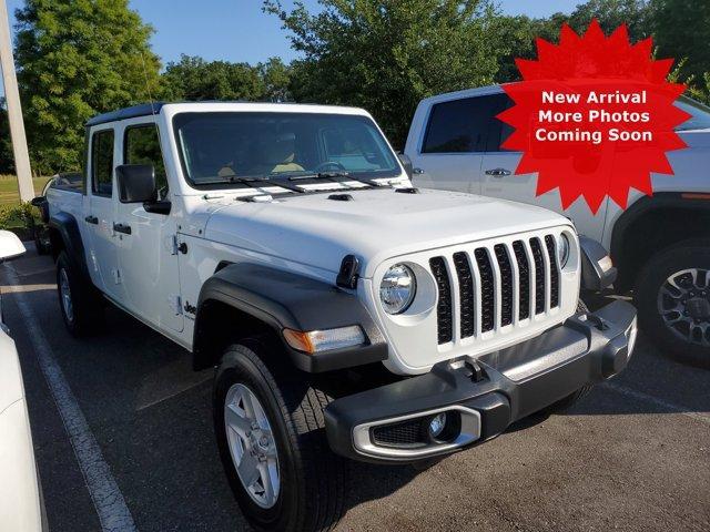 used 2023 Jeep Gladiator car, priced at $33,045