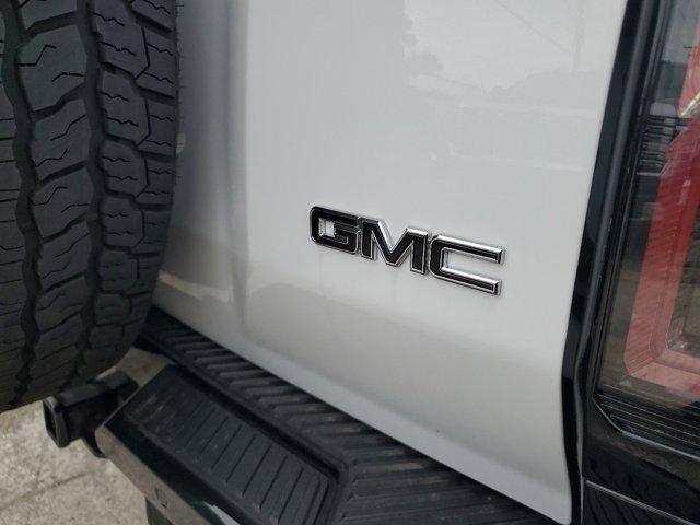 new 2025 GMC HUMMER EV SUV car, priced at $103,004