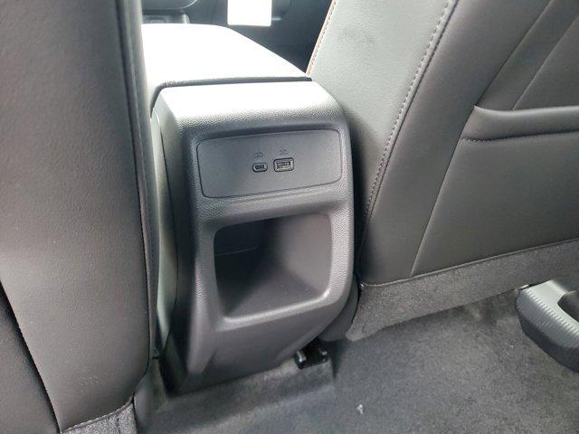 new 2025 Buick Envista car, priced at $29,215