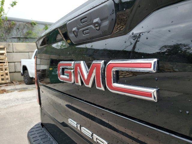 new 2025 GMC Sierra 1500 car, priced at $40,460