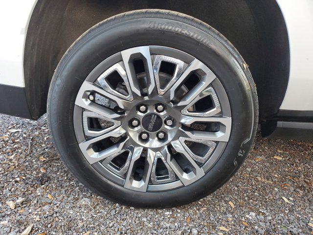 used 2023 GMC Yukon XL car