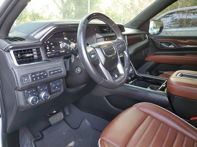 used 2023 GMC Yukon XL car