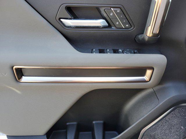 new 2025 GMC HUMMER EV SUV car, priced at $91,331