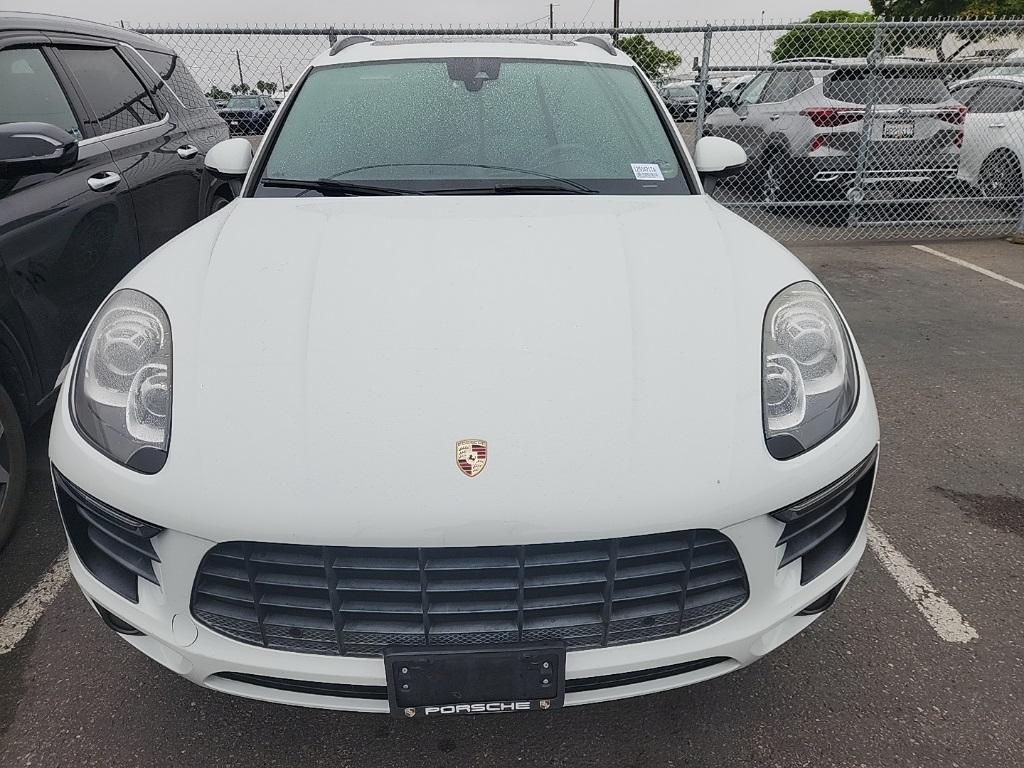 used 2018 Porsche Macan car