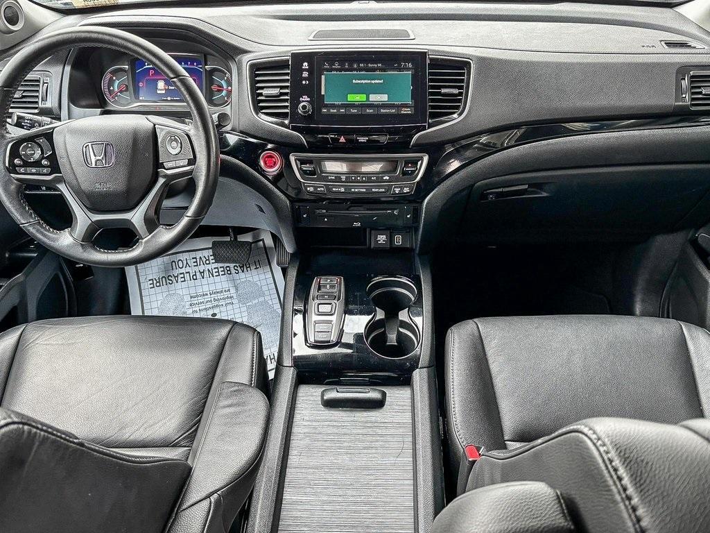 used 2022 Honda Pilot car, priced at $32,992
