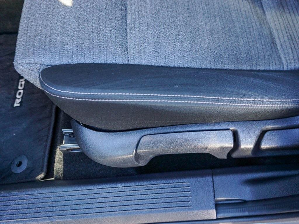 used 2021 Nissan Rogue car, priced at $15,082