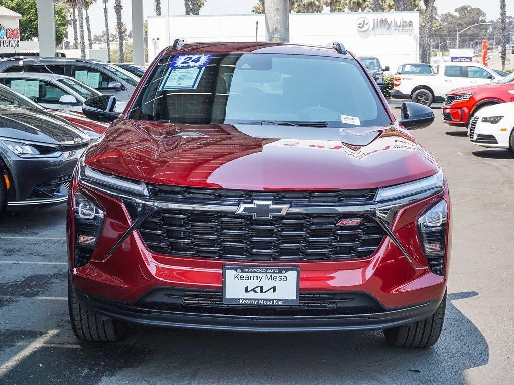 used 2024 Chevrolet Trax car, priced at $23,442
