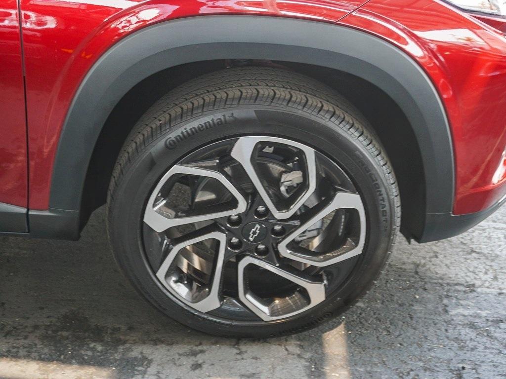 used 2024 Chevrolet Trax car, priced at $23,442