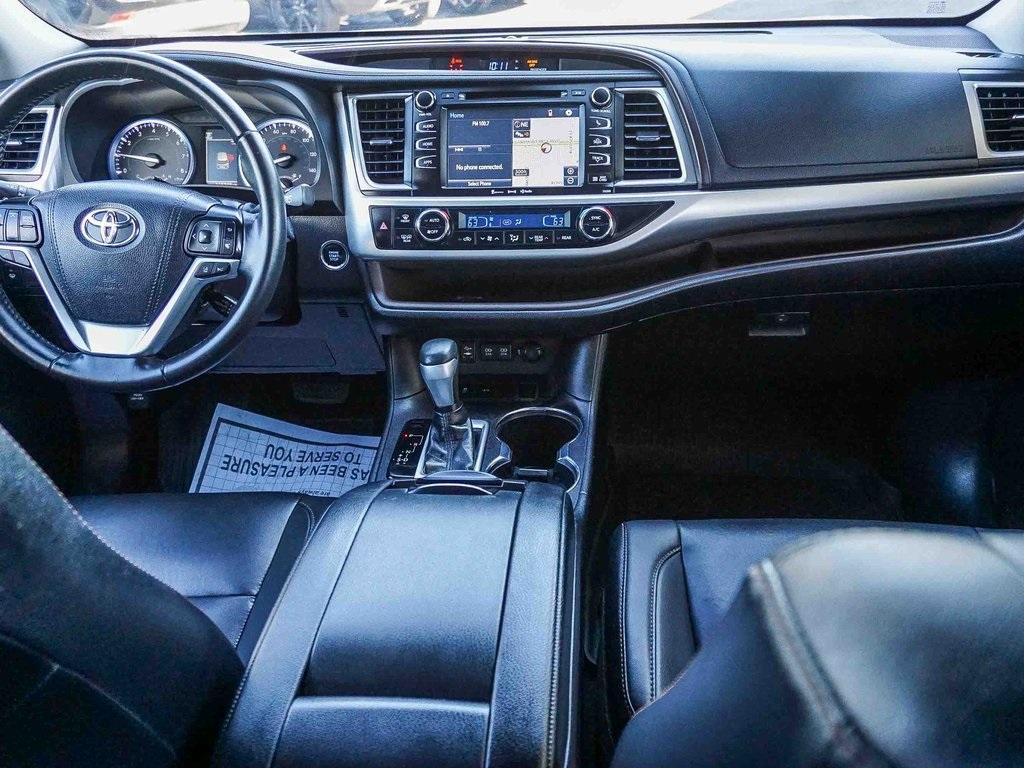 used 2019 Toyota Highlander car, priced at $20,444
