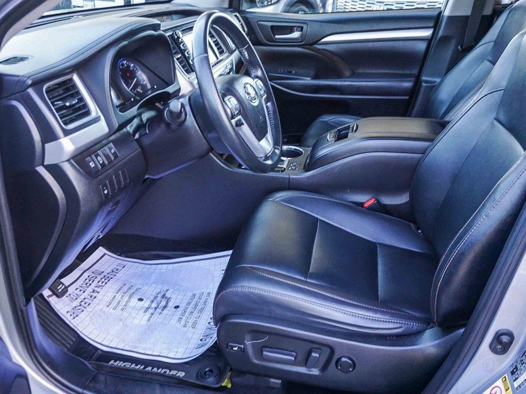 used 2019 Toyota Highlander car, priced at $20,444