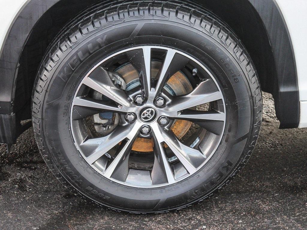 used 2018 Toyota Highlander car, priced at $18,991