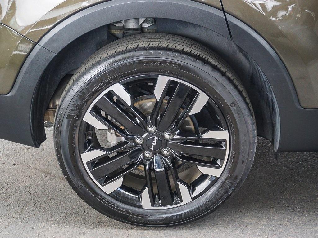 used 2023 Kia Telluride car, priced at $40,432
