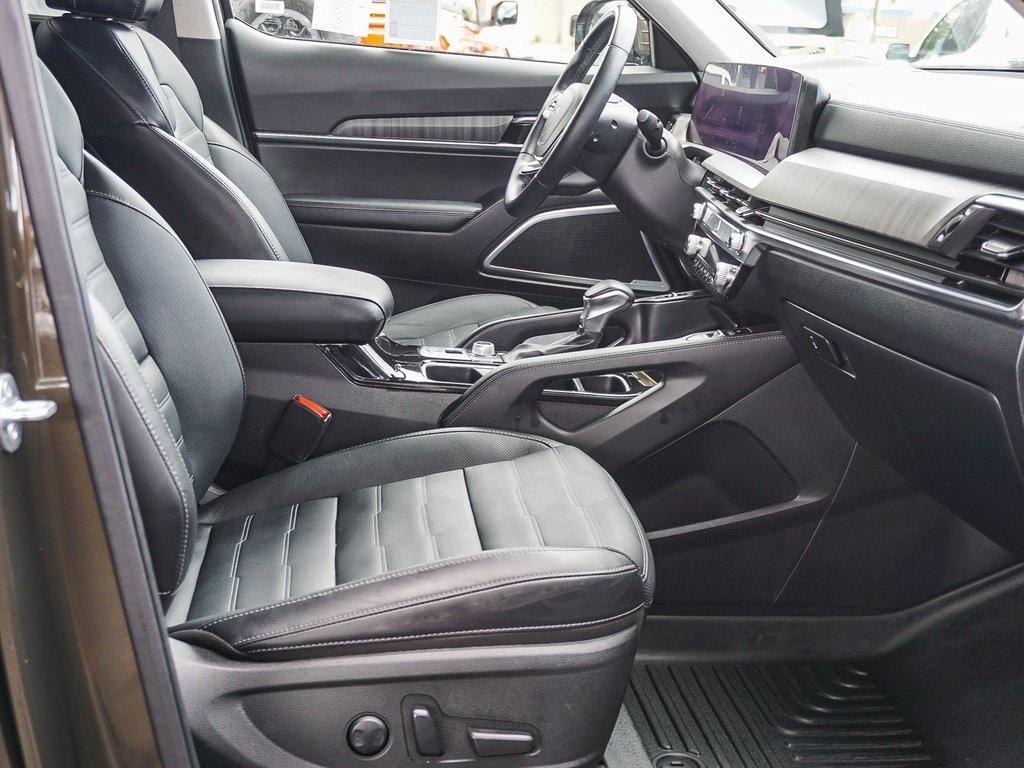 used 2023 Kia Telluride car, priced at $40,432
