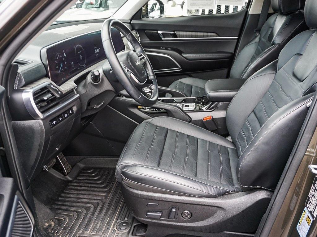 used 2023 Kia Telluride car, priced at $40,432