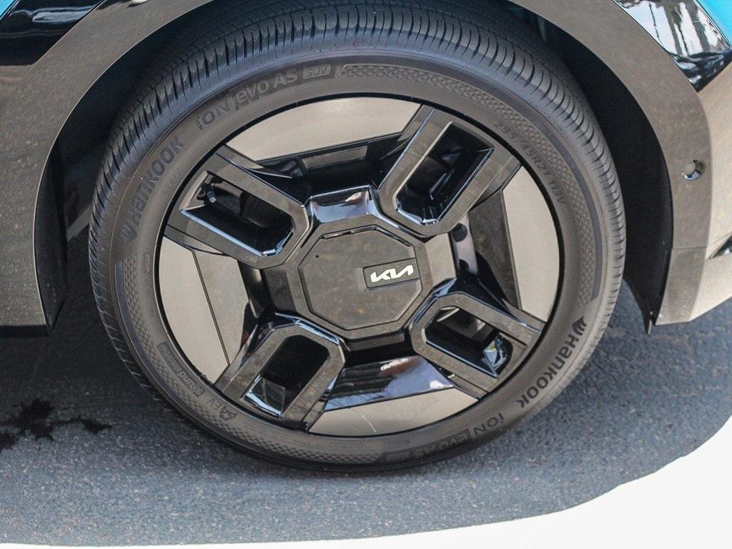 used 2024 Kia EV9 car, priced at $57,992