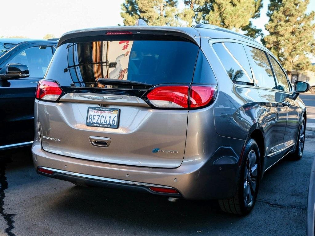 used 2018 Chrysler Pacifica Hybrid car, priced at $20,183