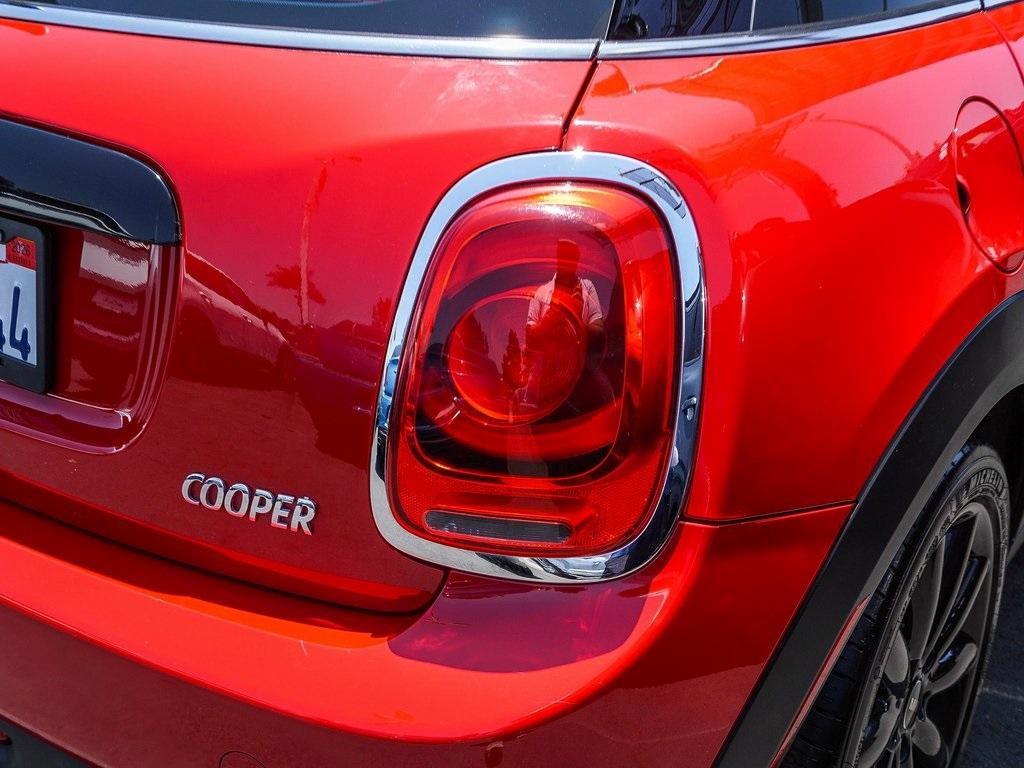 used 2020 MINI Hardtop car, priced at $19,882