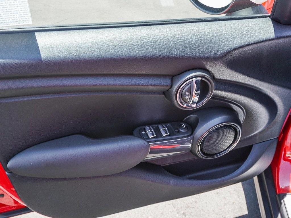 used 2020 MINI Hardtop car, priced at $19,882