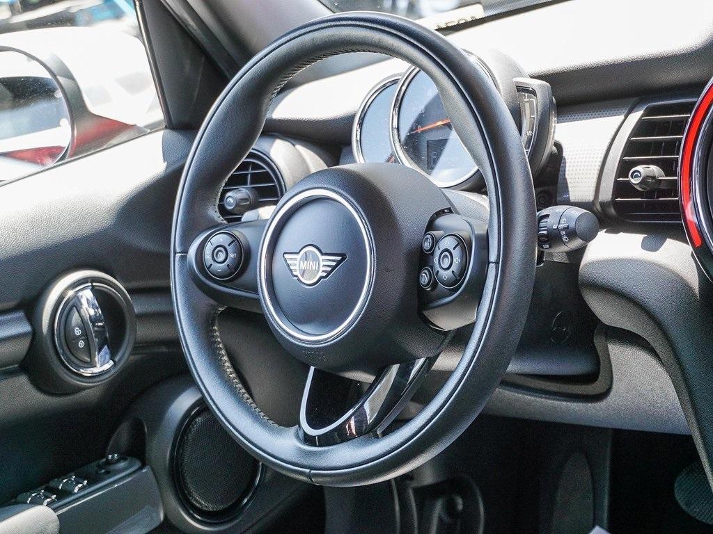 used 2020 MINI Hardtop car, priced at $19,882