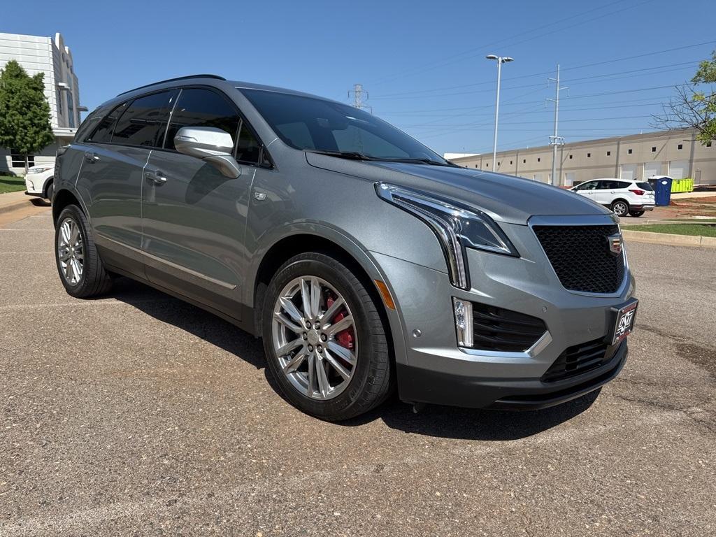 used 2023 Cadillac XT5 car, priced at $36,500
