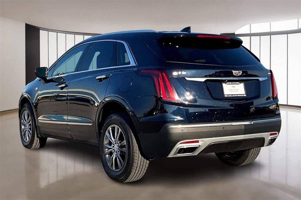 used 2022 Cadillac XT5 car, priced at $35,501