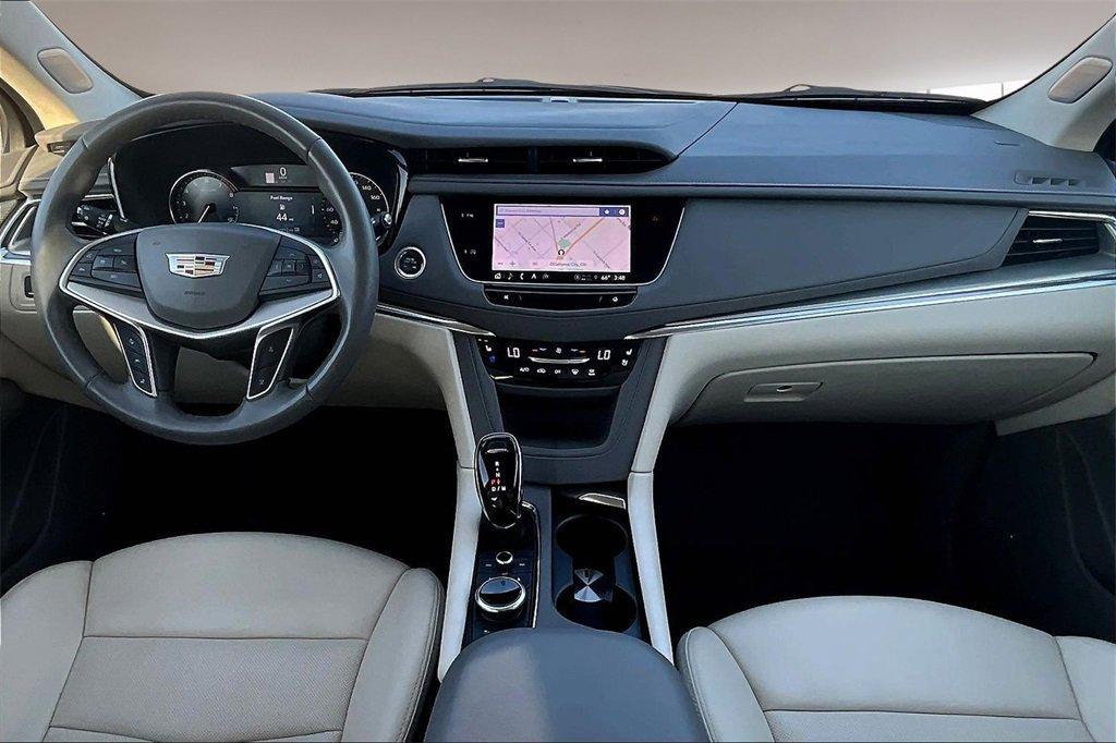 used 2022 Cadillac XT5 car, priced at $35,501
