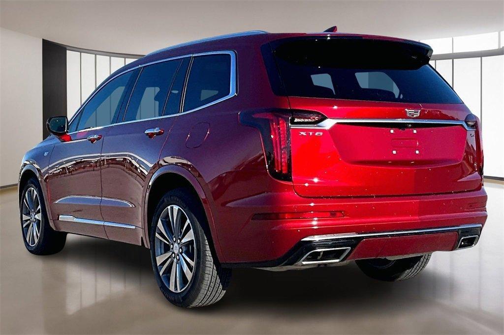 used 2025 Cadillac XT6 car, priced at $44,000