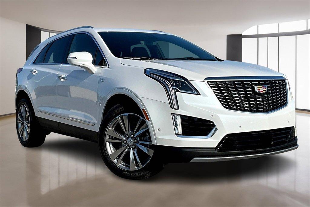 new 2025 Cadillac XT5 car, priced at $61,775