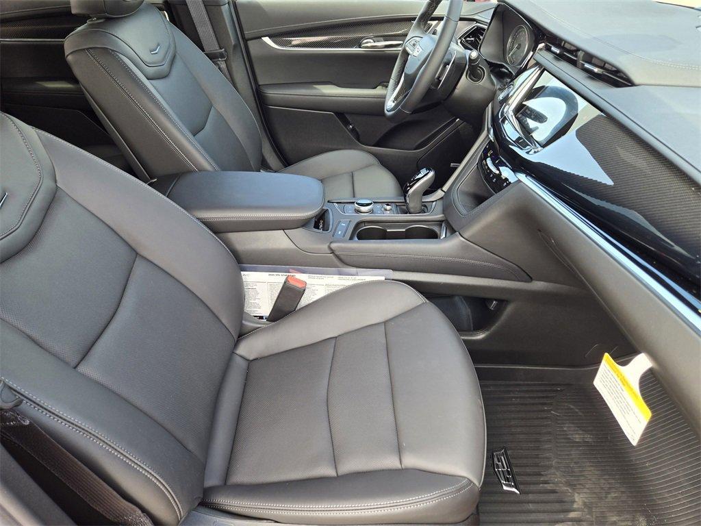 new 2025 Cadillac XT6 car, priced at $65,965