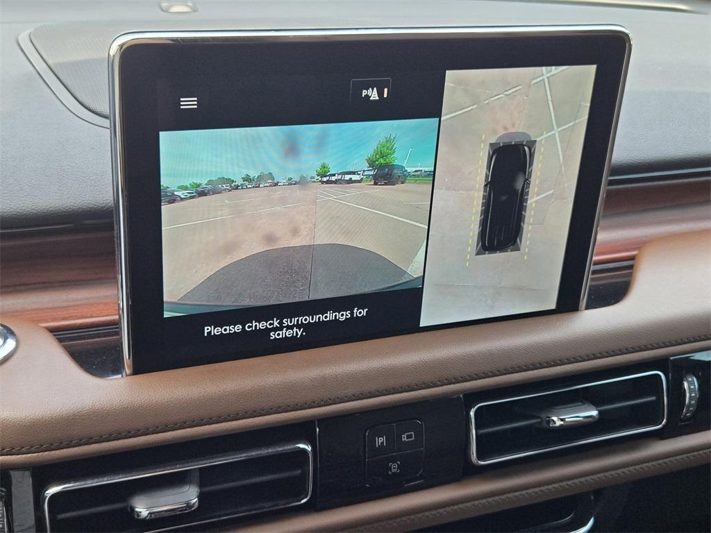used 2022 Lincoln Aviator car, priced at $33,000
