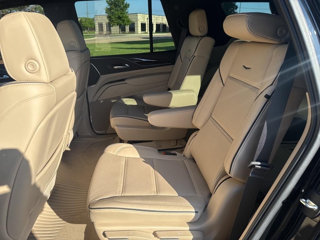 used 2024 Cadillac Escalade car, priced at $83,634
