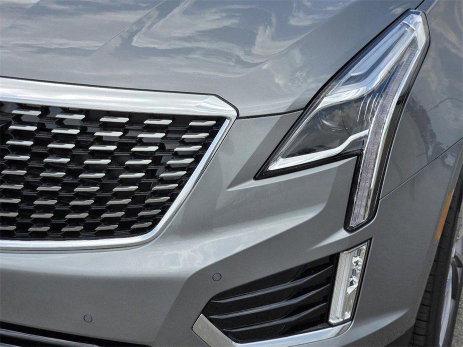 new 2024 Cadillac XT5 car, priced at $54,115