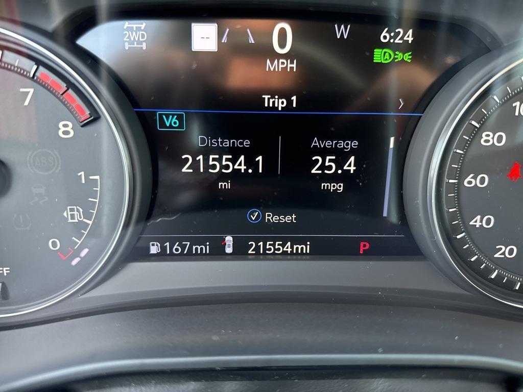 used 2024 Cadillac XT6 car, priced at $47,988