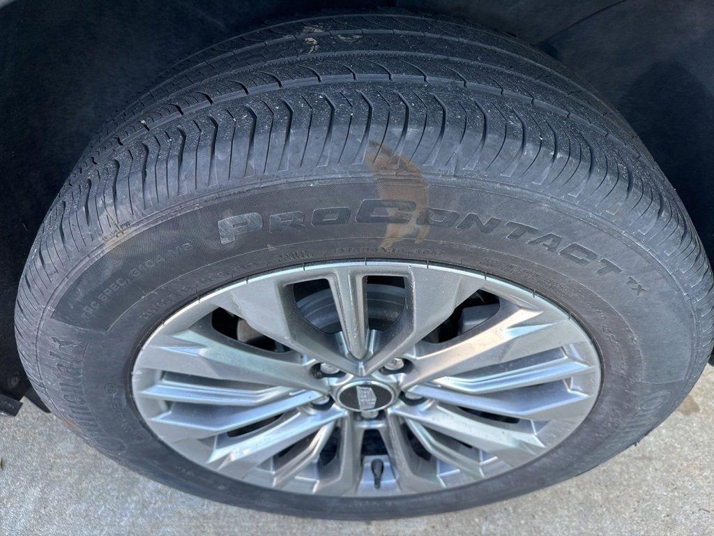 used 2024 Cadillac XT4 car, priced at $32,767