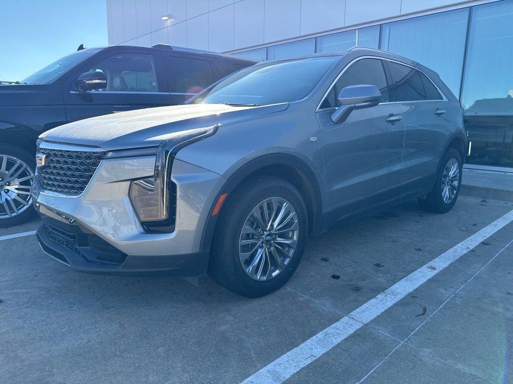 used 2024 Cadillac XT4 car, priced at $32,767