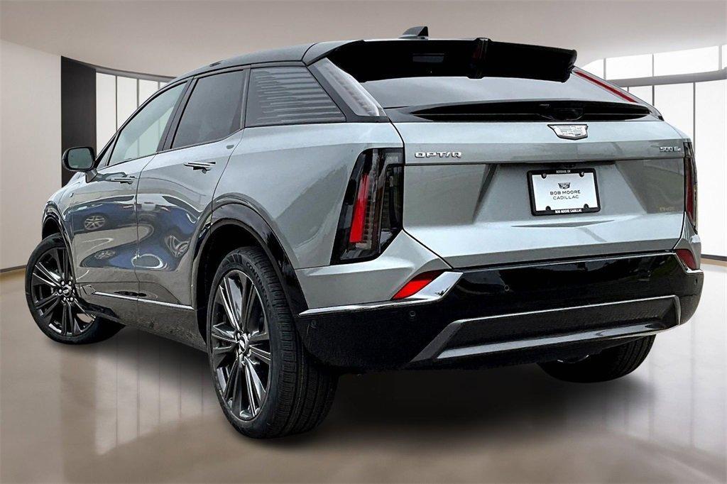 new 2025 Cadillac OPTIQ car, priced at $60,595