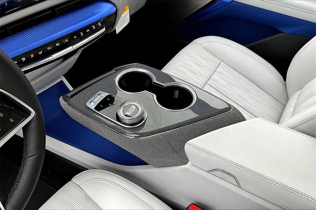new 2025 Cadillac OPTIQ car, priced at $60,595