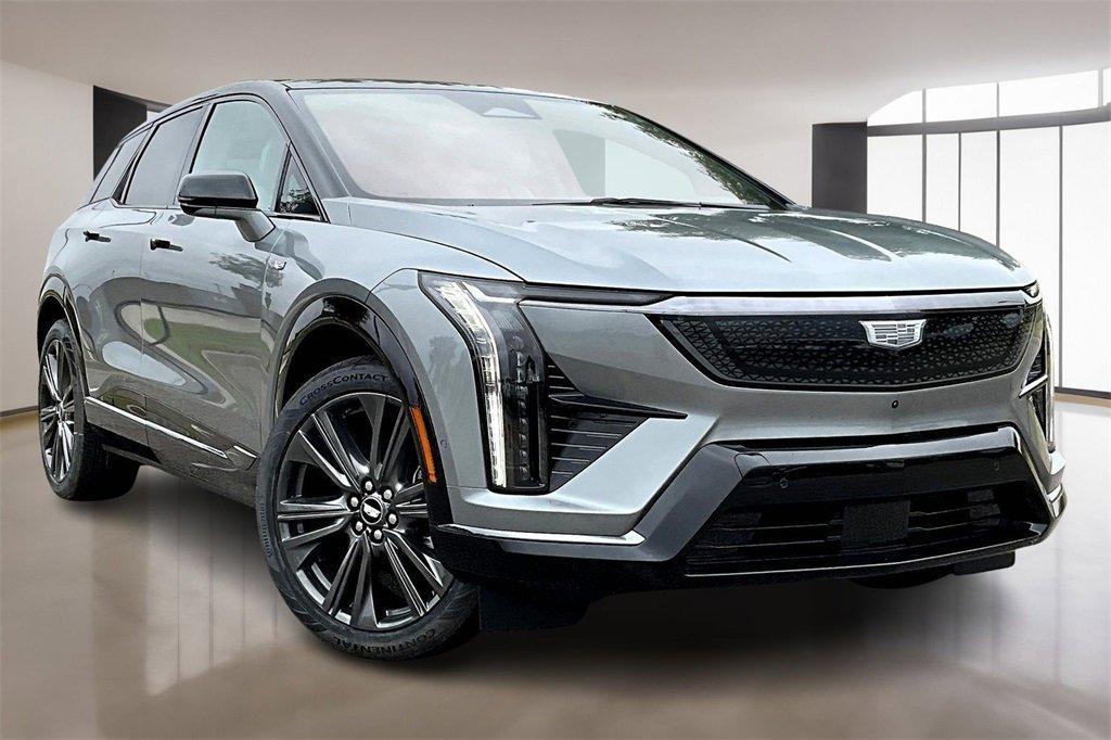 new 2025 Cadillac OPTIQ car, priced at $60,595