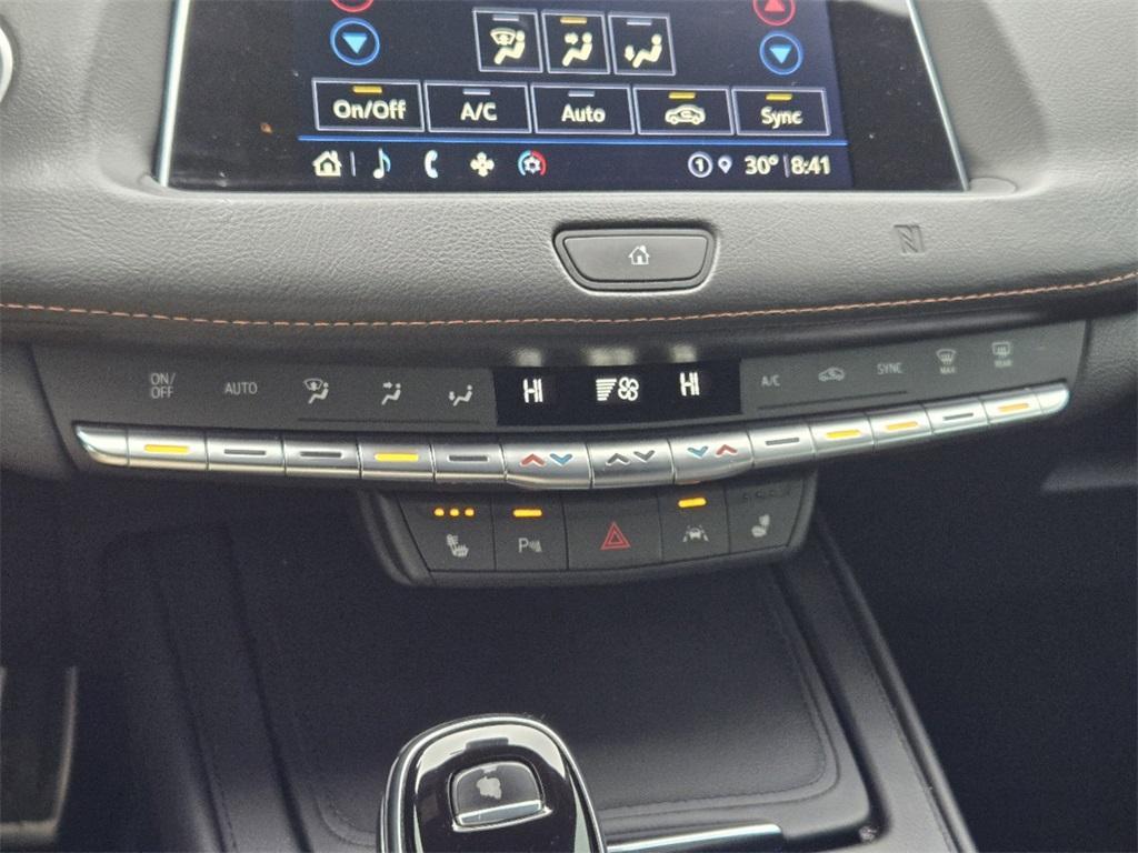 used 2021 Cadillac XT4 car, priced at $25,000