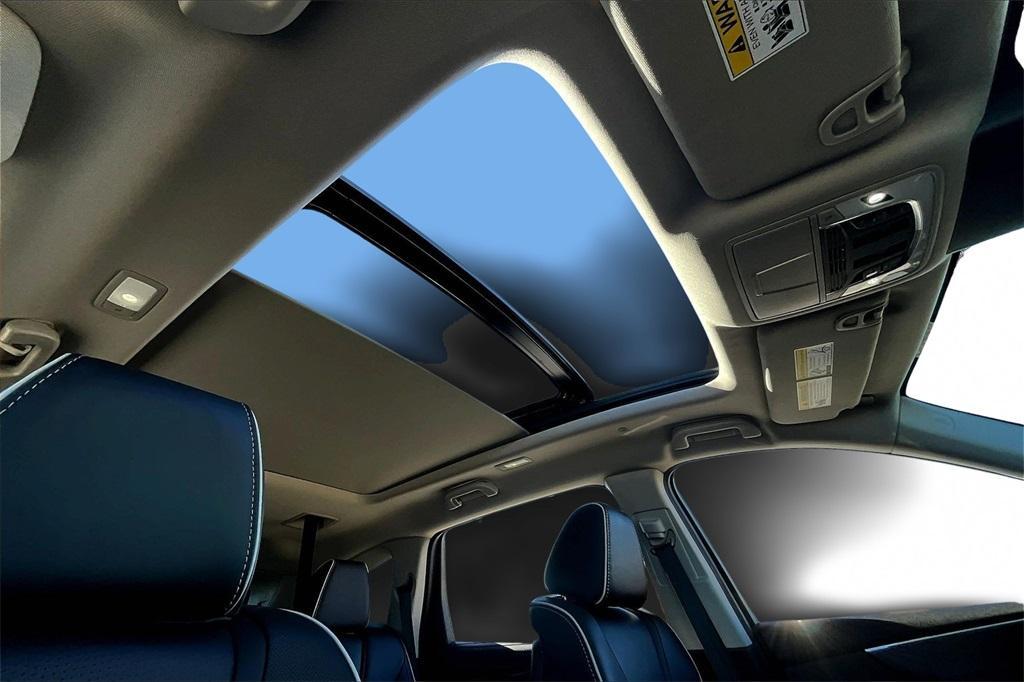 used 2023 Acura MDX car, priced at $44,739