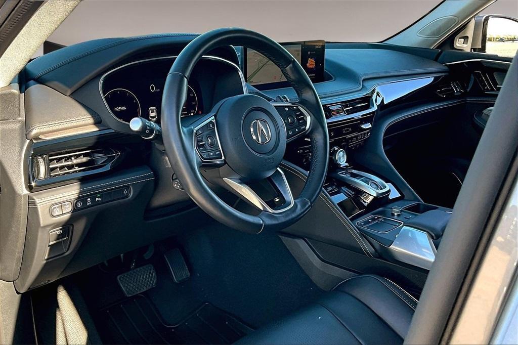 used 2023 Acura MDX car, priced at $44,739