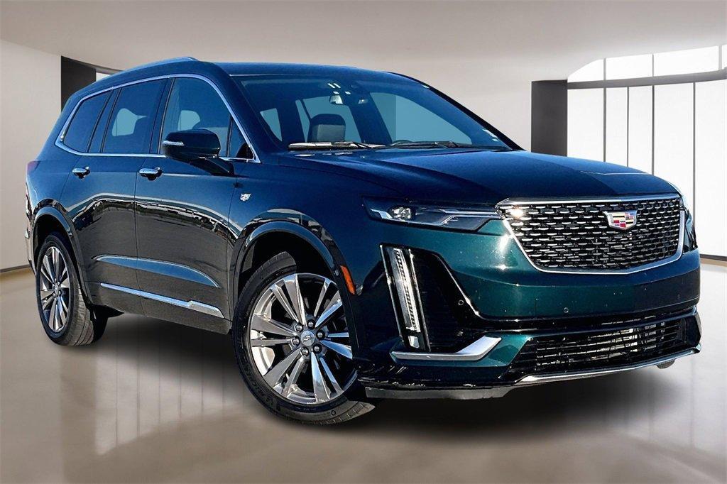 used 2025 Cadillac XT6 car, priced at $44,000