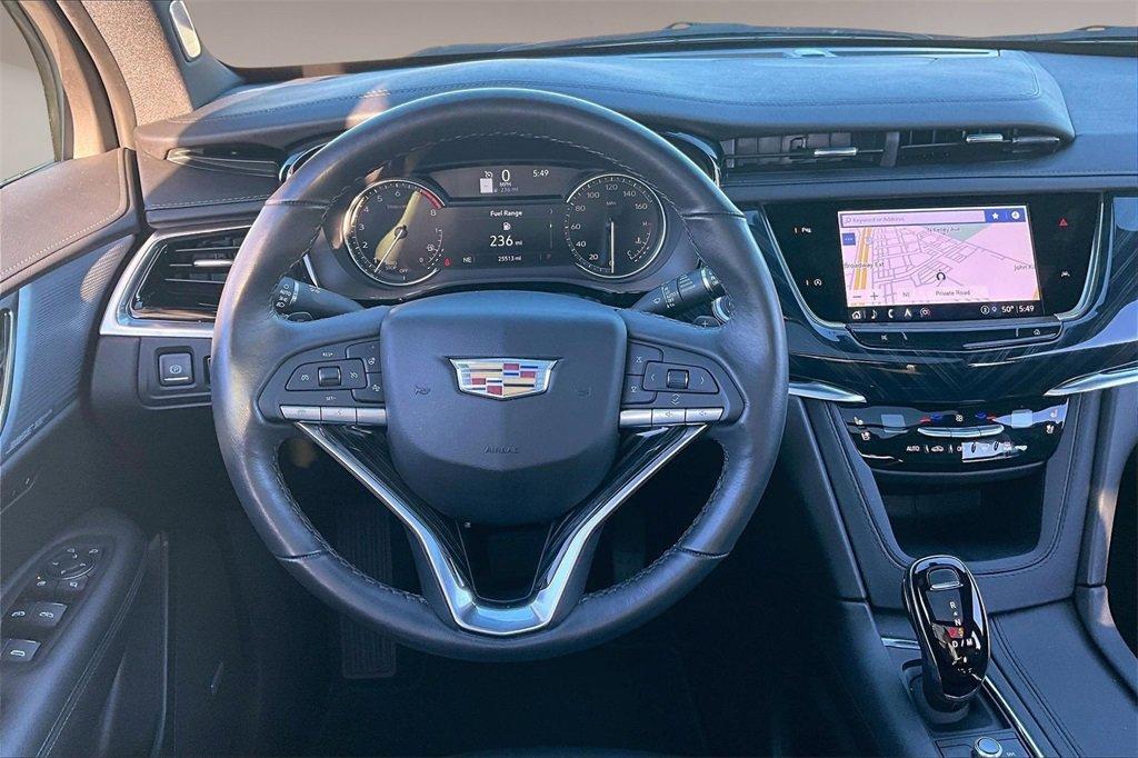 used 2025 Cadillac XT6 car, priced at $44,000