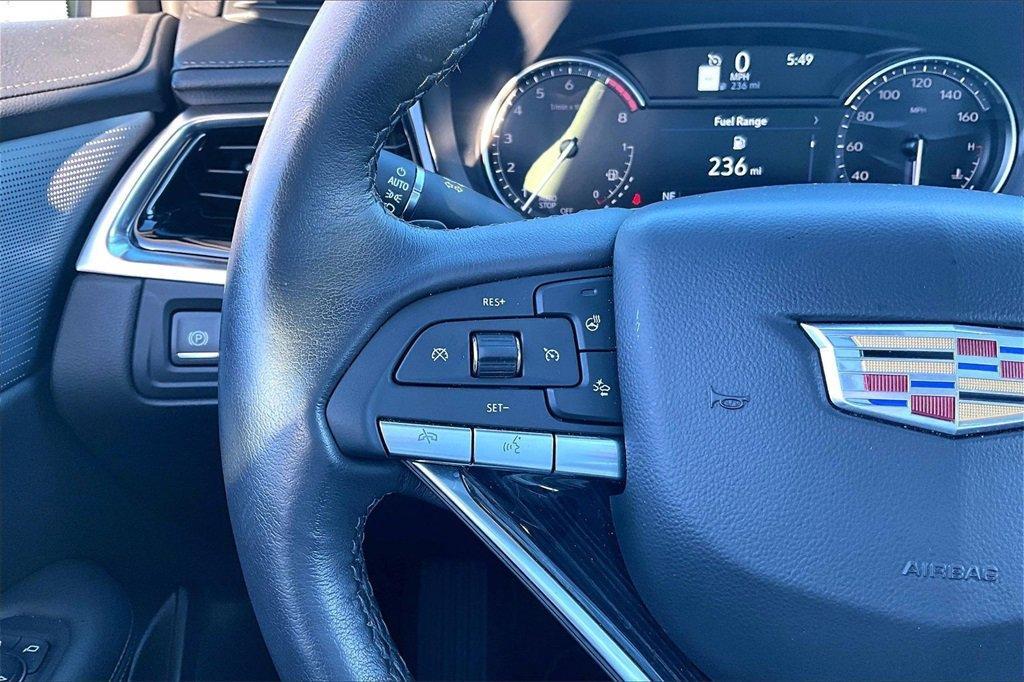 used 2025 Cadillac XT6 car, priced at $44,000