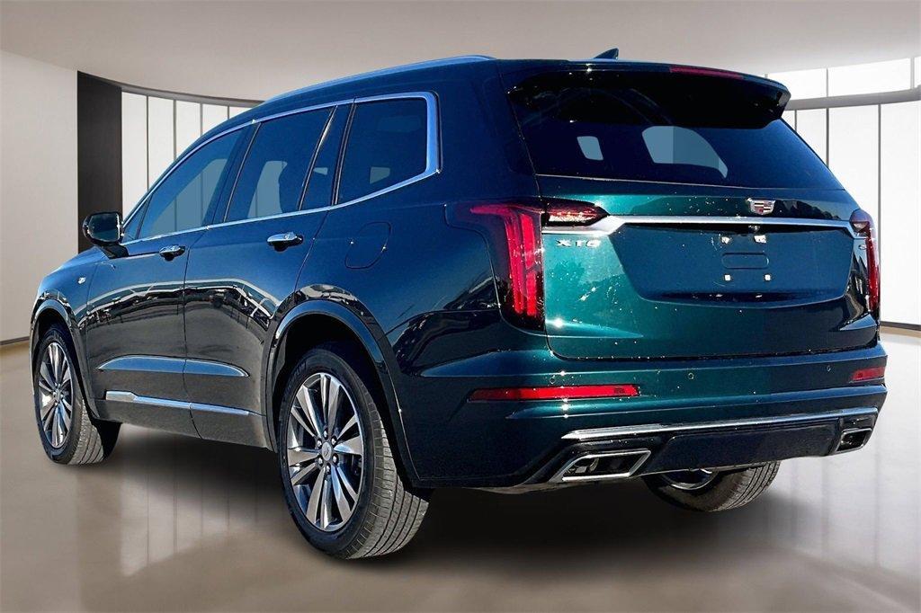used 2025 Cadillac XT6 car, priced at $44,000