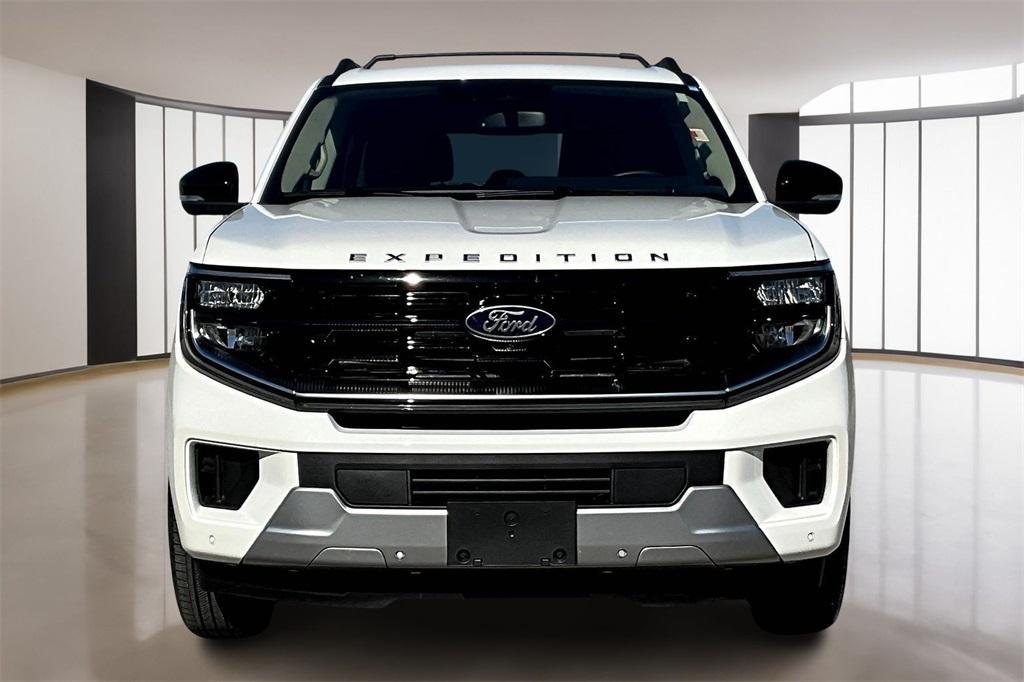 used 2025 Ford Expedition Max car, priced at $81,494