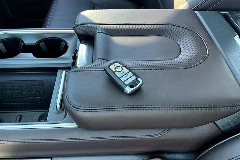 used 2025 Ford Expedition Max car, priced at $81,494