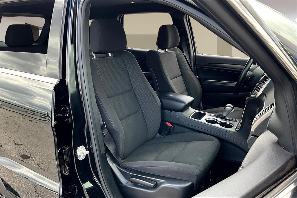 used 2018 Jeep Grand Cherokee car, priced at $15,122
